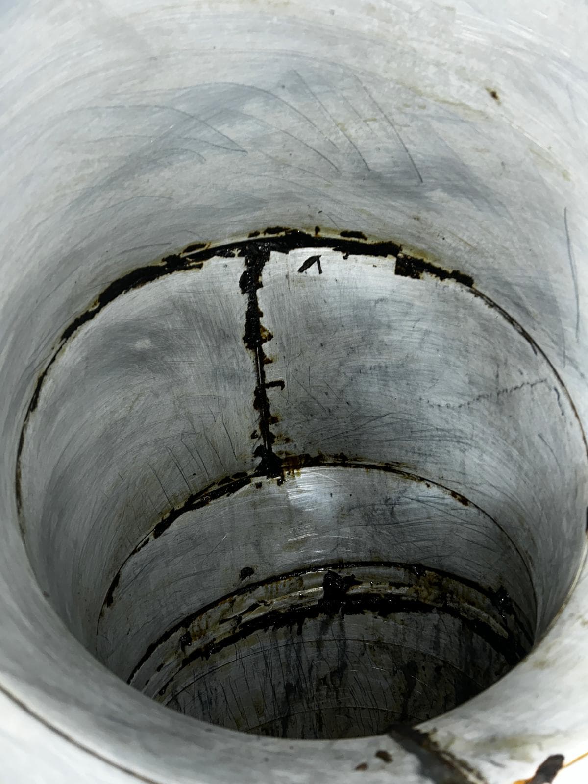 Extraction system after professional cleaning by Luchtreiniger Pro.